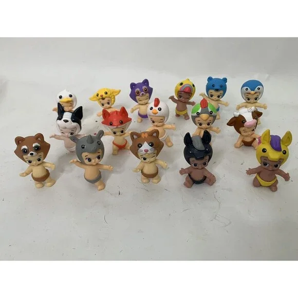 Twozies Mini Figure Animal Series Mixed Lot Of 16 And Vehicle - Picture 2 of 3